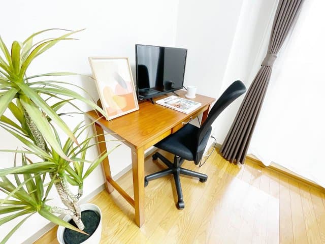 Room image 8