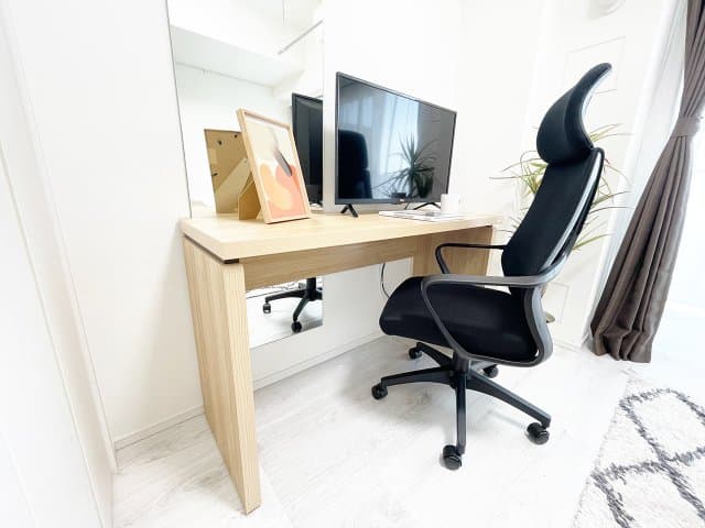 Room image 8