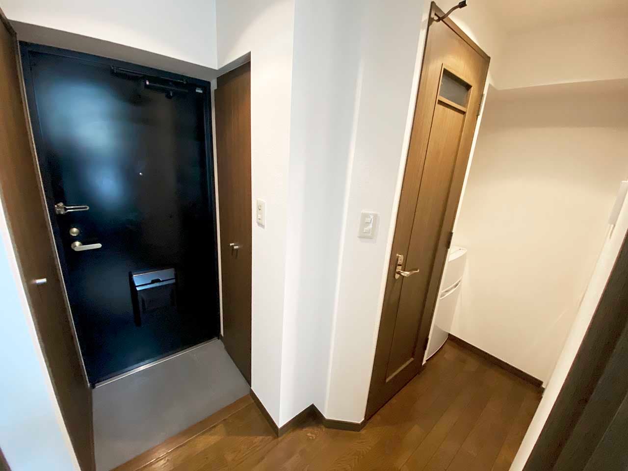 Room image 16