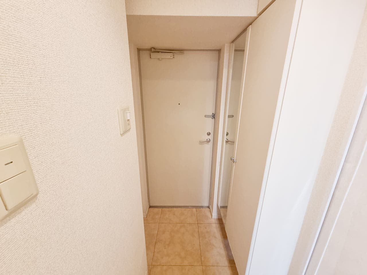 Room image 13