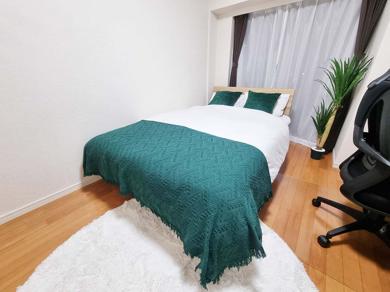 Room image 8