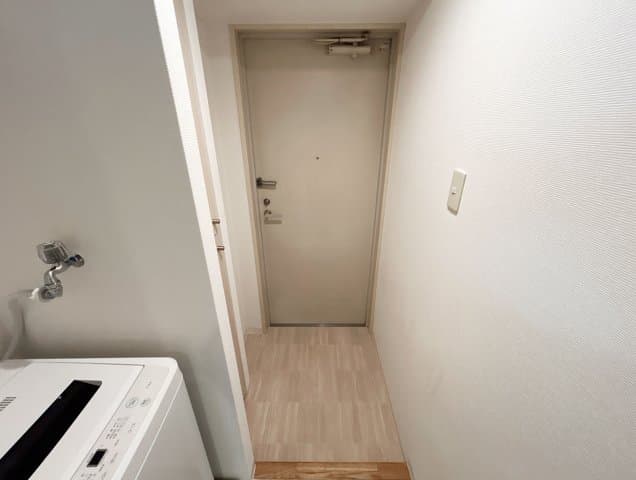 Room image 16