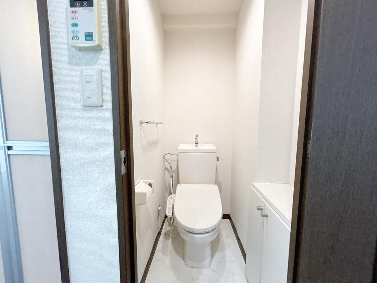 Room image 16