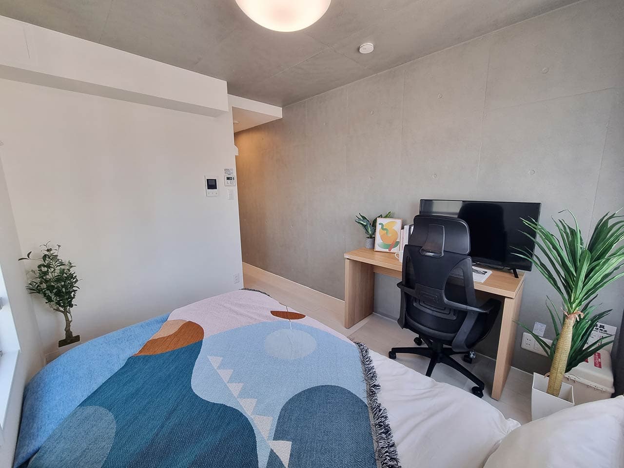Room image 9