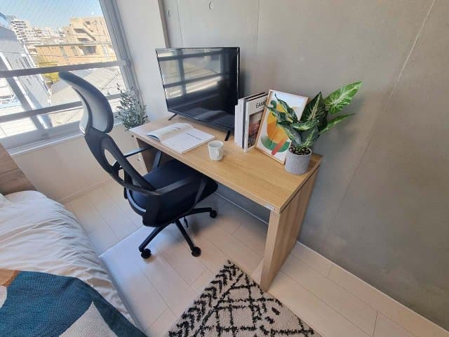 Room image 10