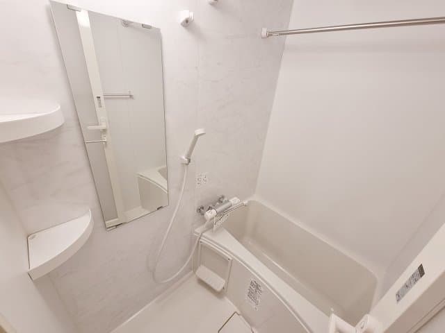 Room image 13