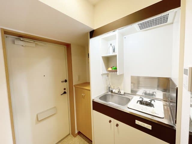 Room image 10