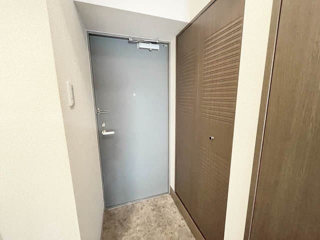 Room image 16