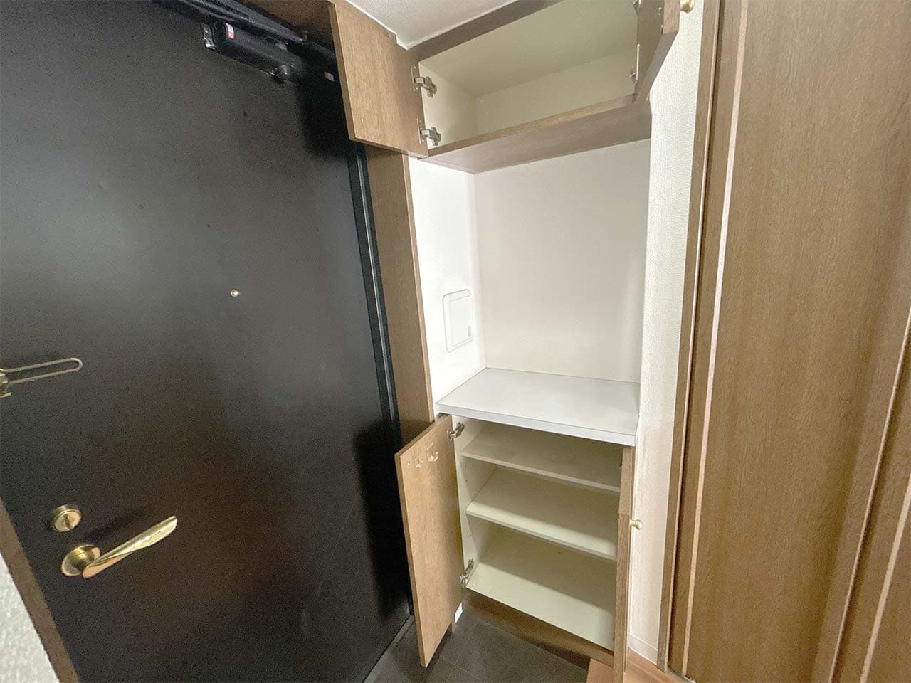 Room image 16
