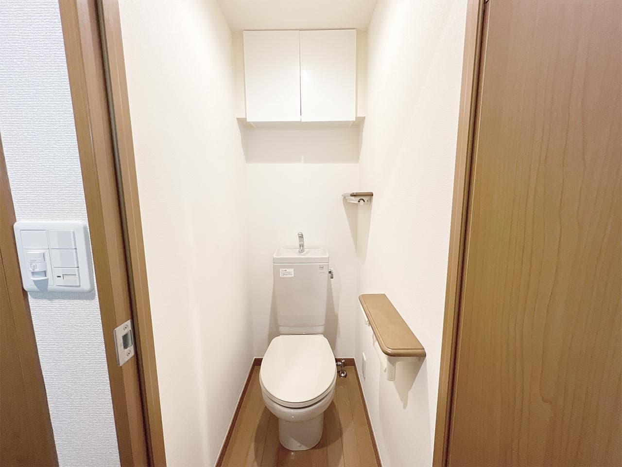 Room image 16