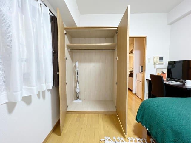 Room image 10