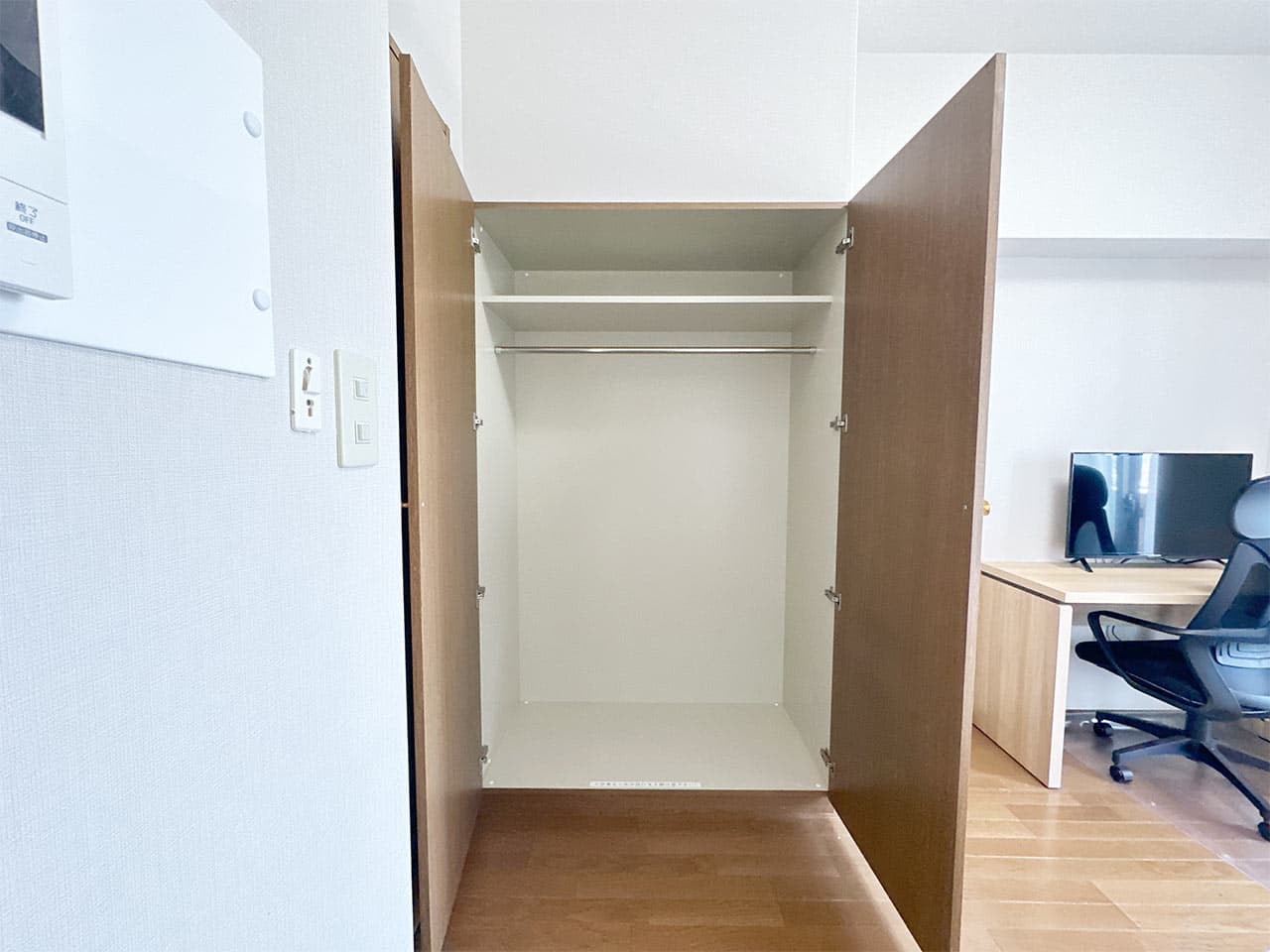 Room image 10