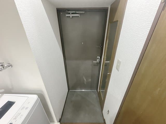 Room image 16