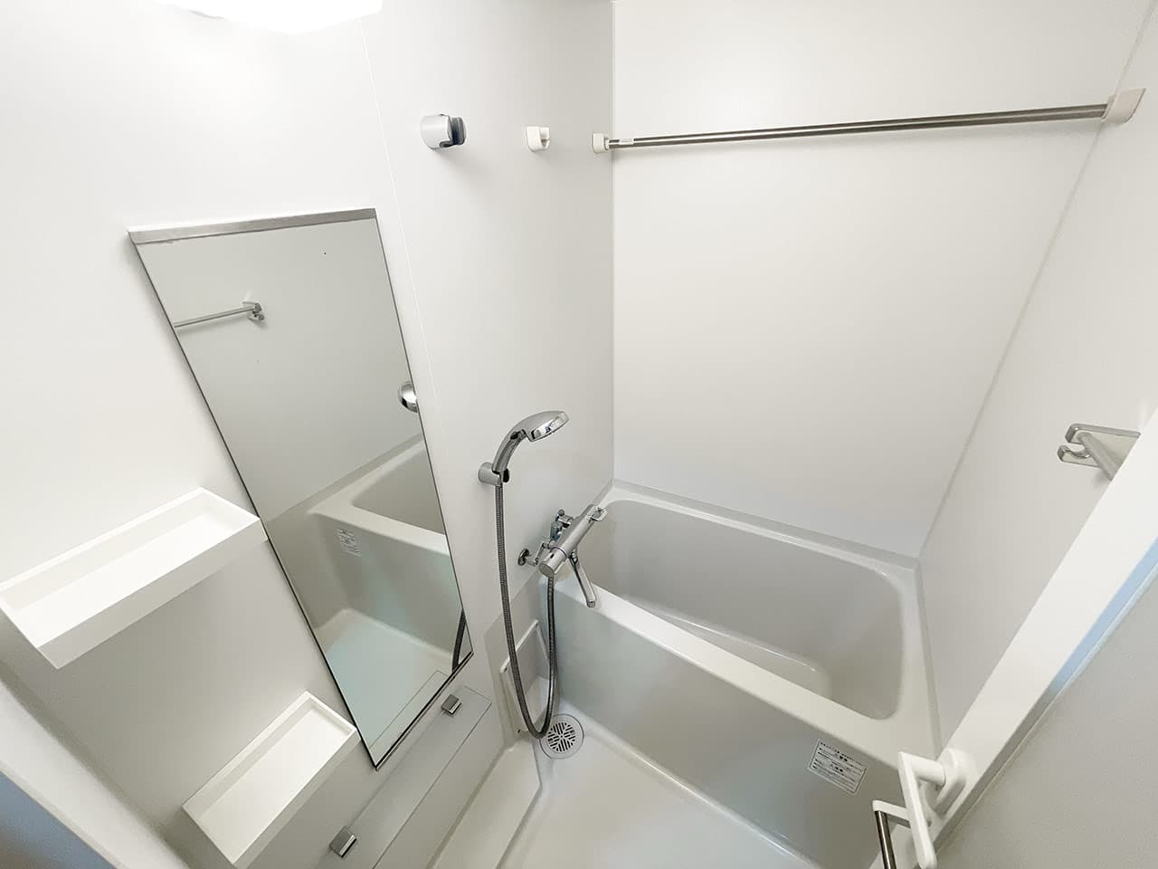 Room image 15