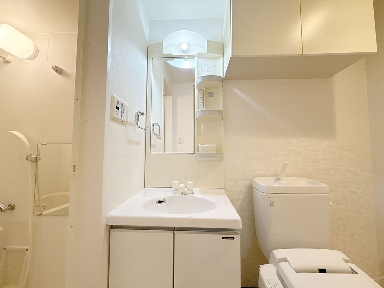 Room image 14