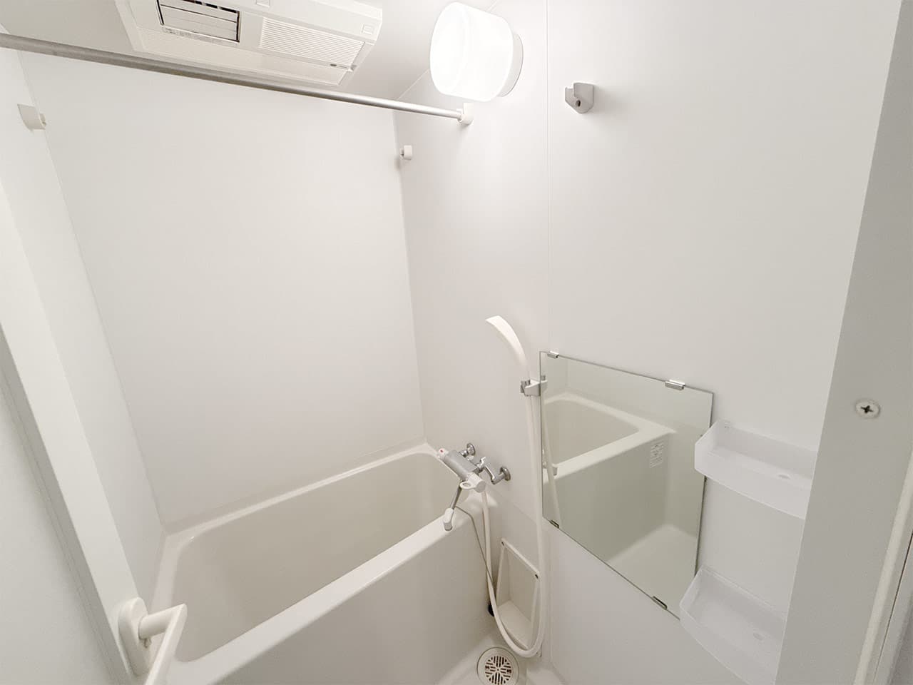 Room image 15