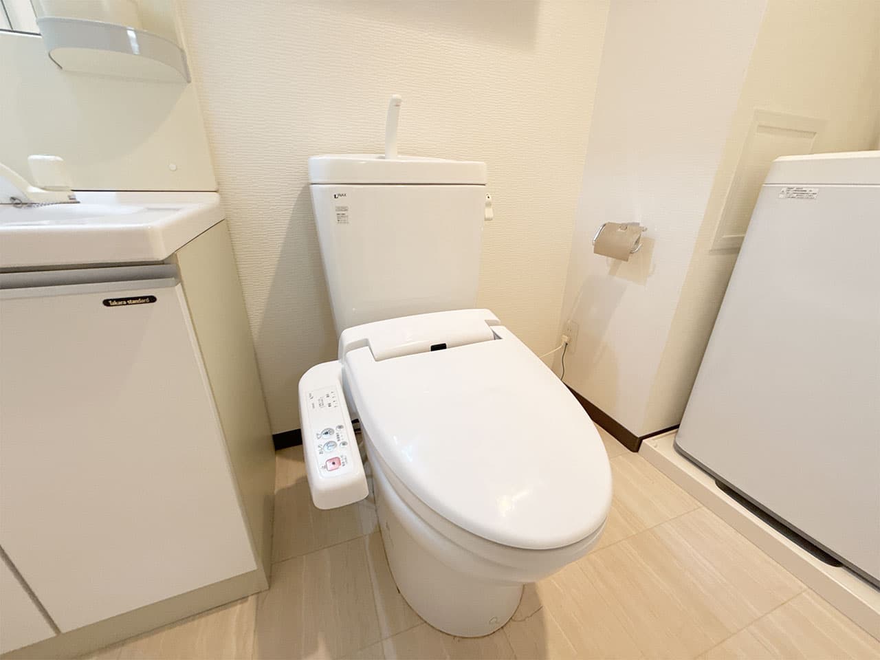 Room image 16