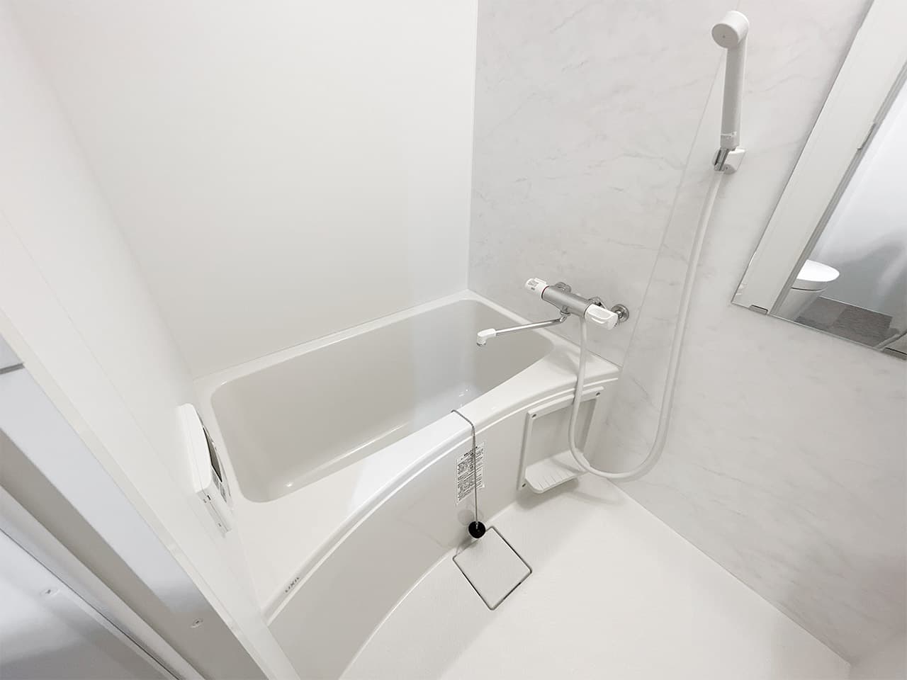 Room image 15