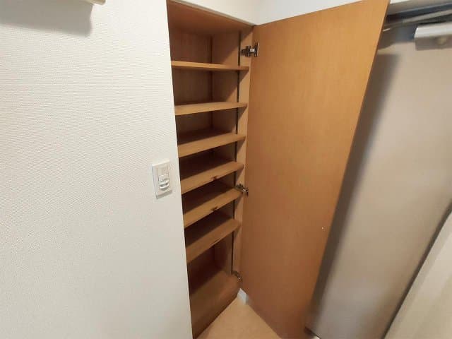 Room image 16