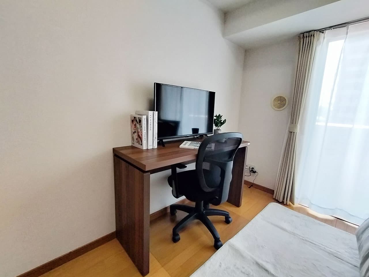 Room image 9