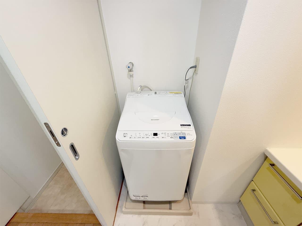 Room image 13