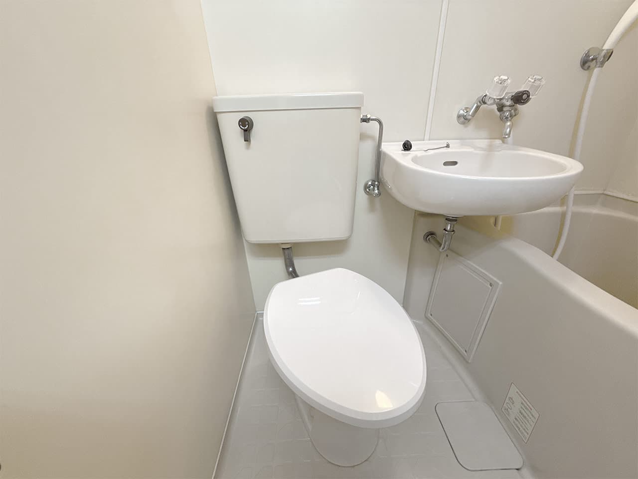 Room image 16
