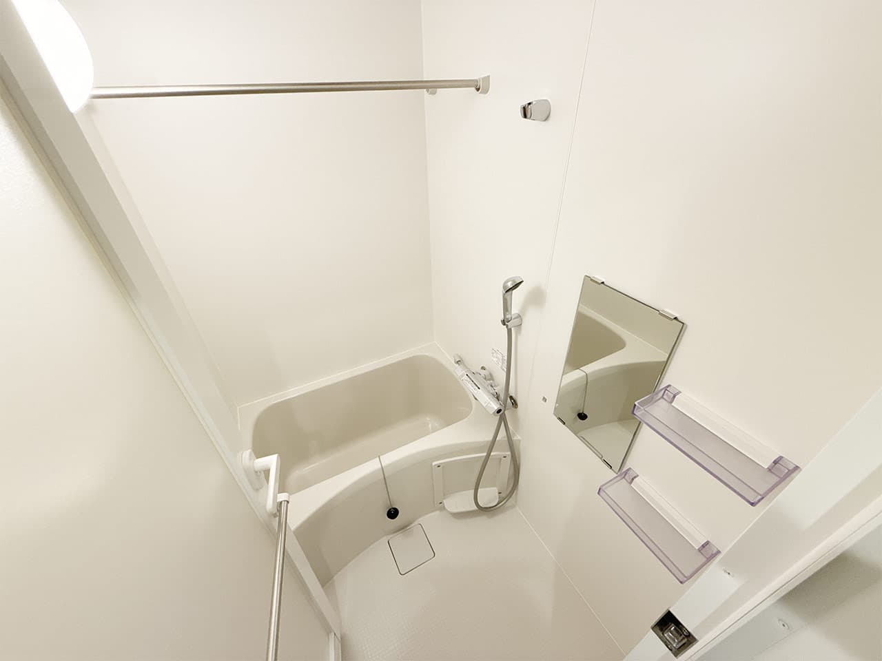 Room image 14