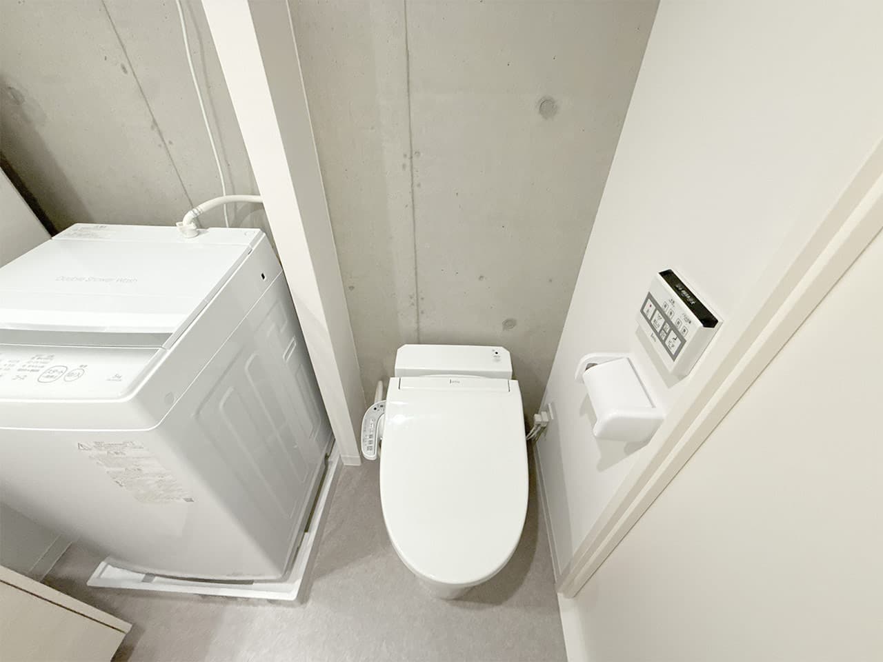 Room image 15