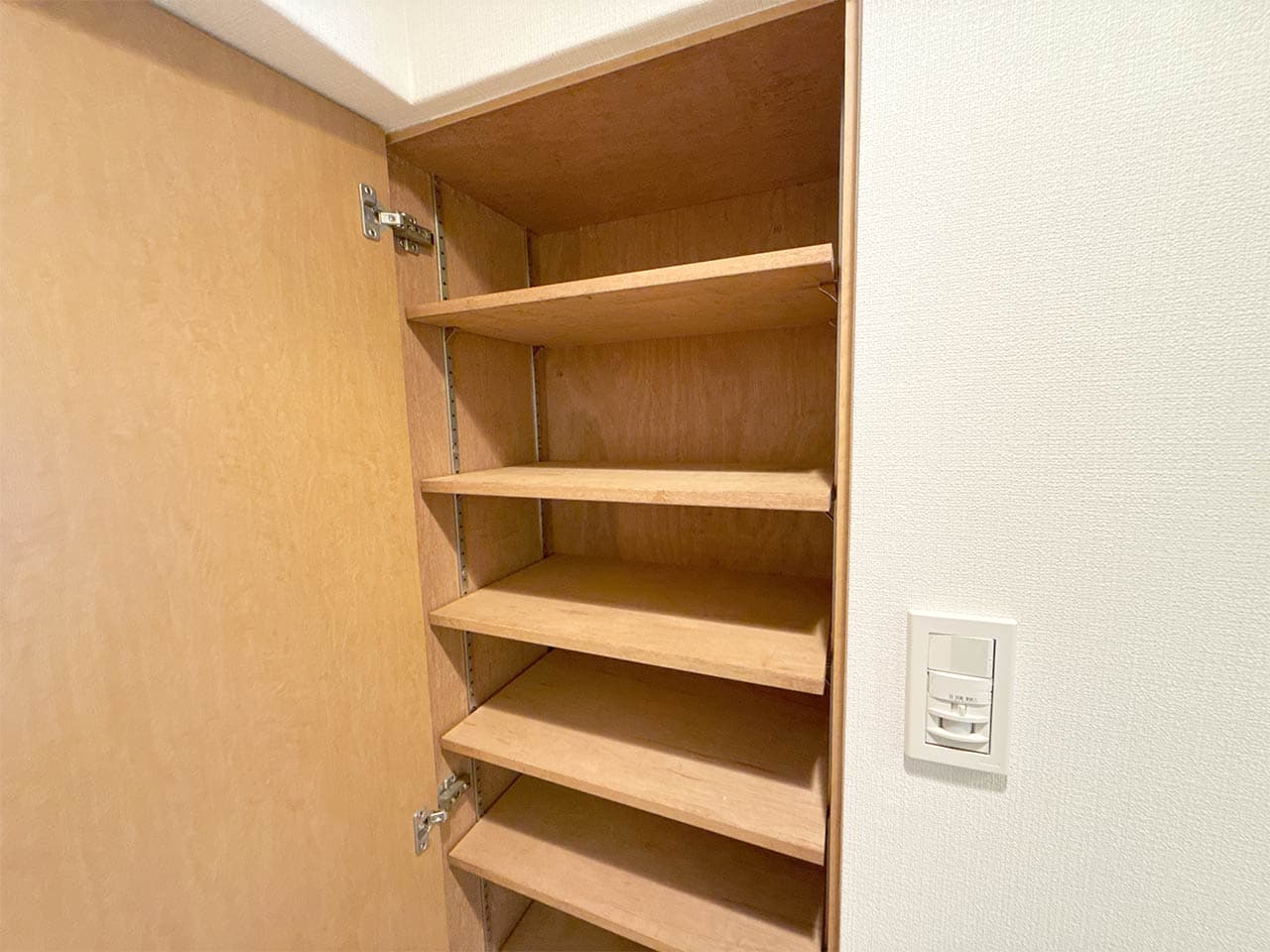 Room image 16