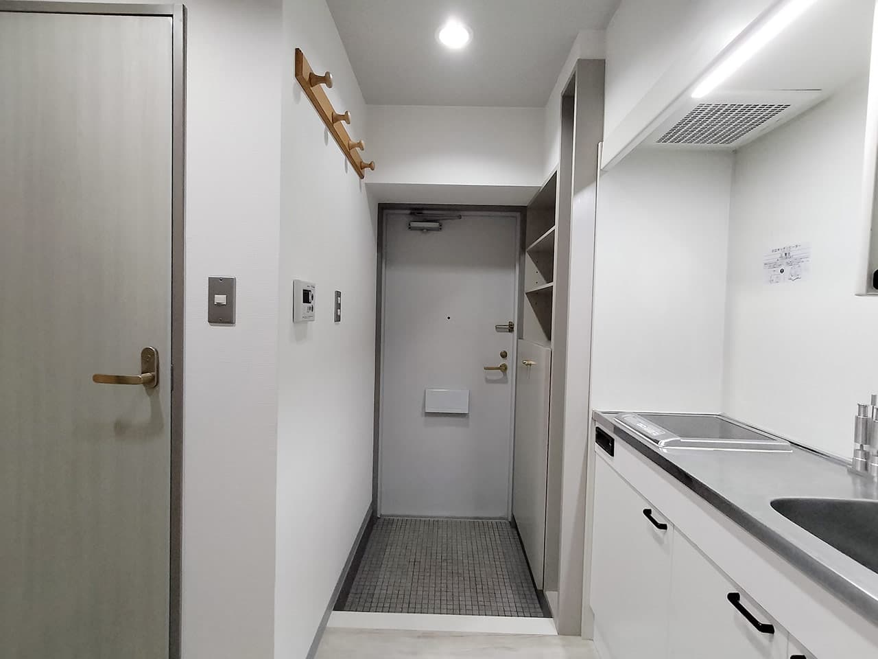 Room image 16