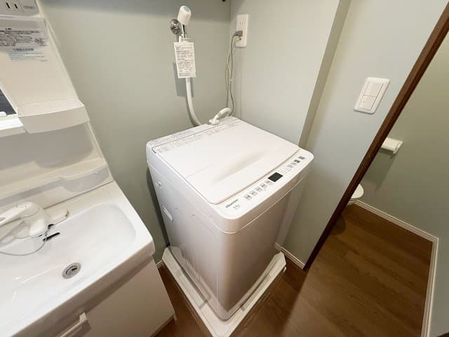 Room image 14