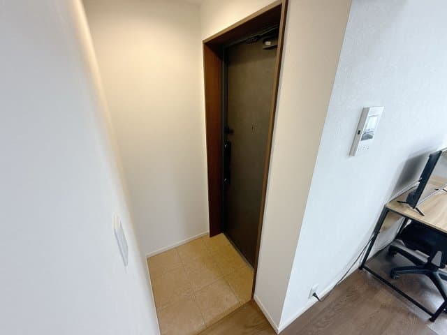 Room image 15
