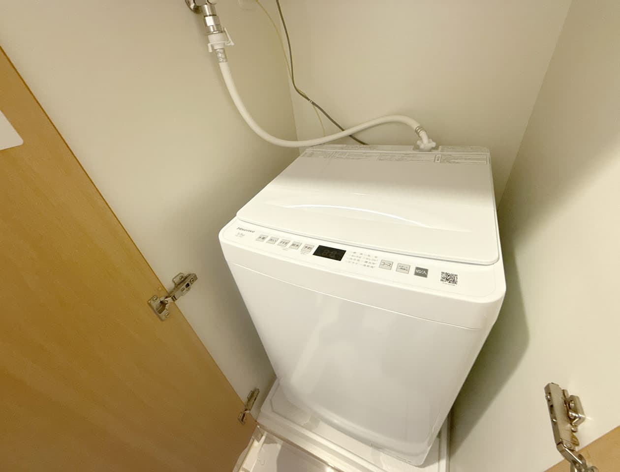 Room image 15