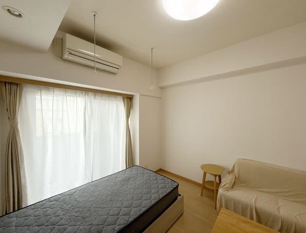 Room image 8