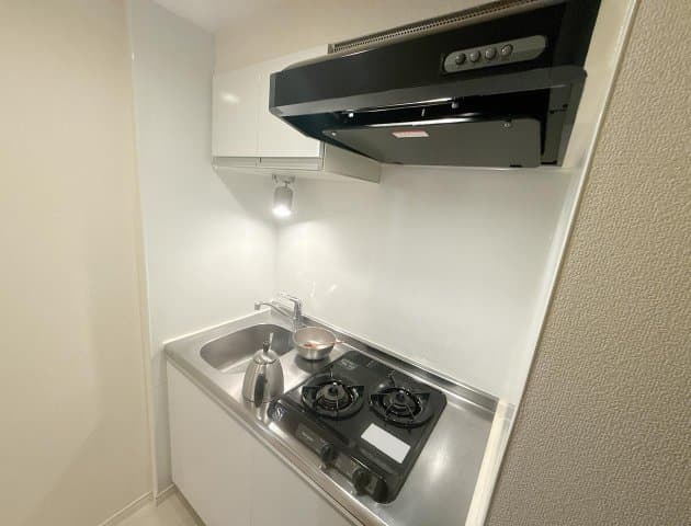 Room image 12