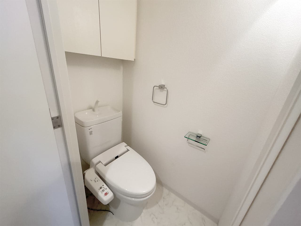 Room image 15