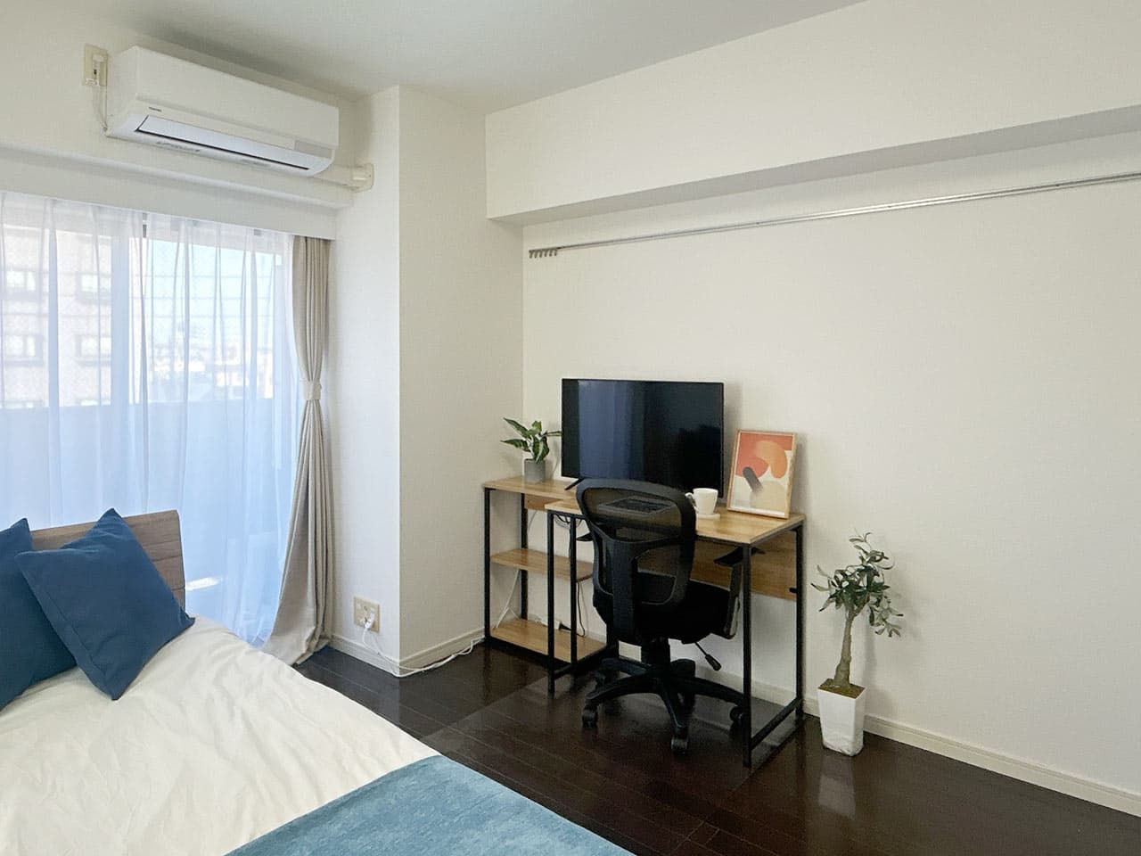 Room image 9