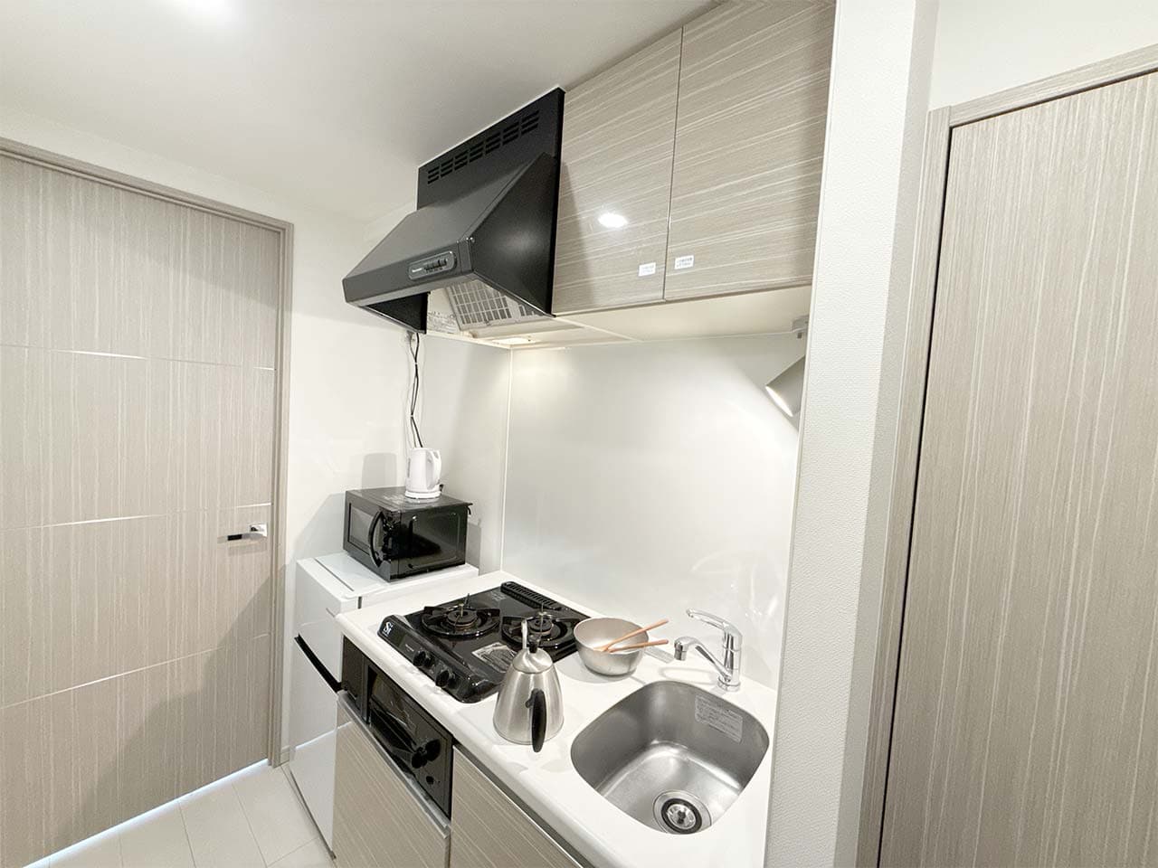 Room image 11