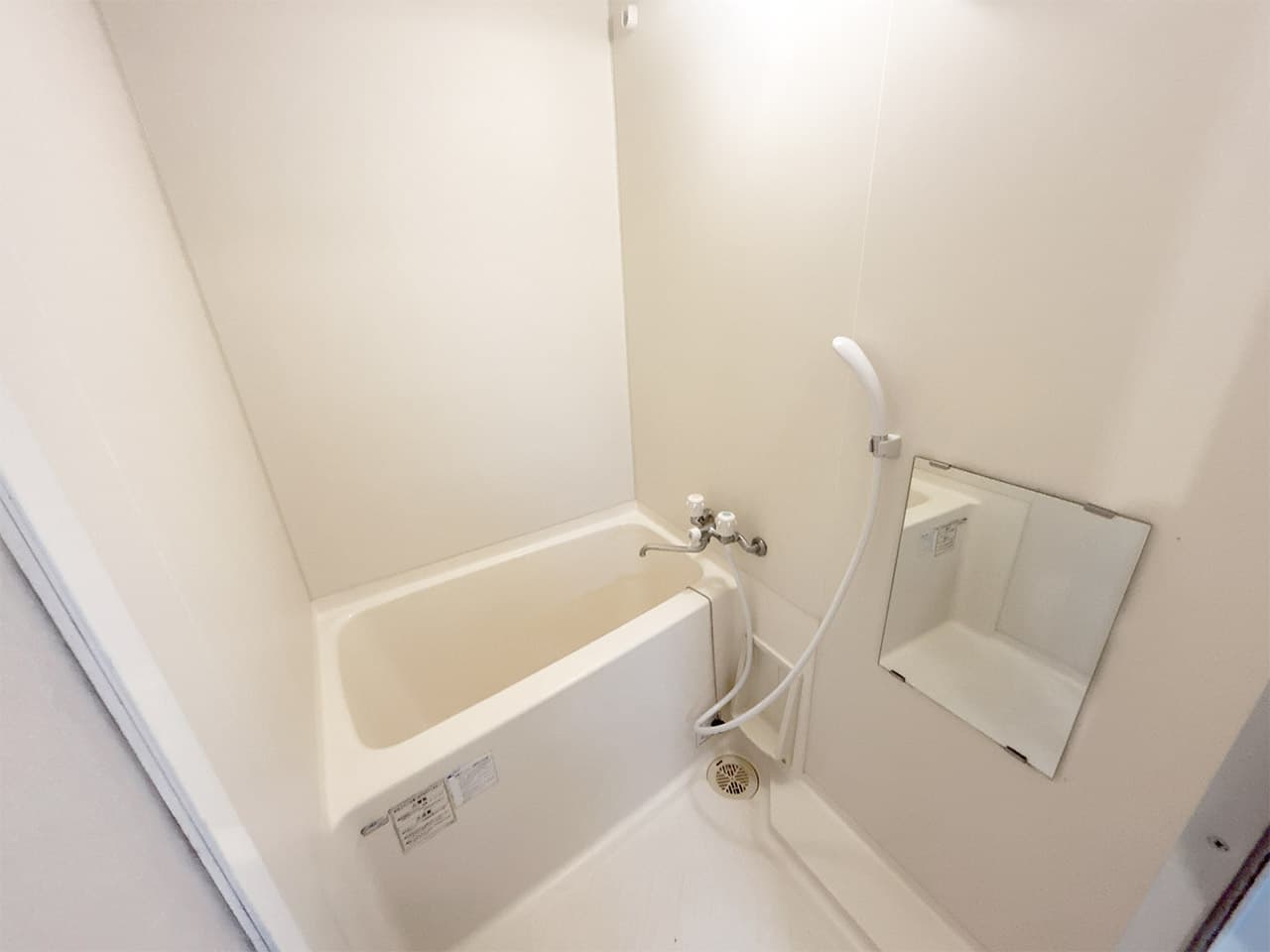 Room image 15