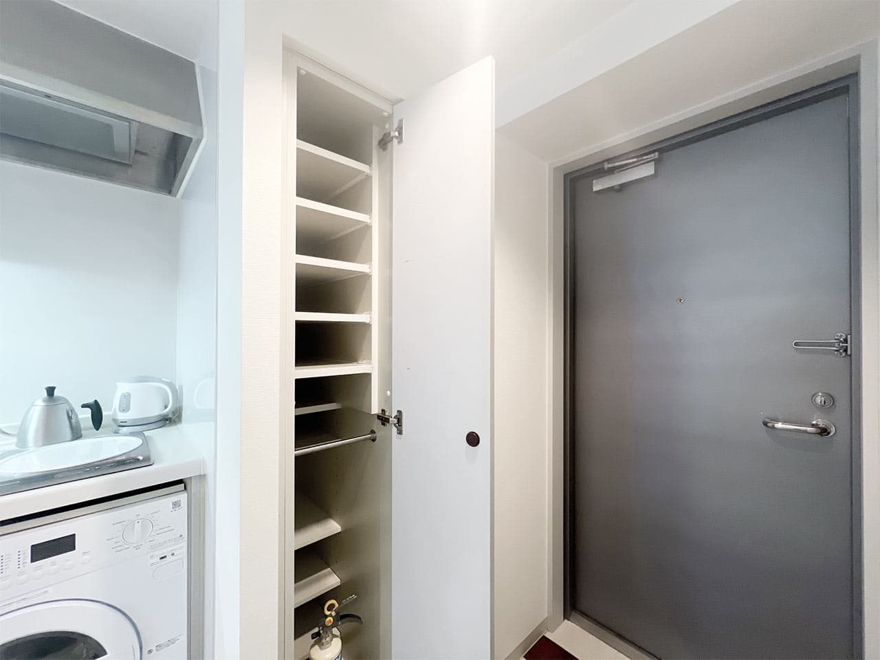 Room image 16