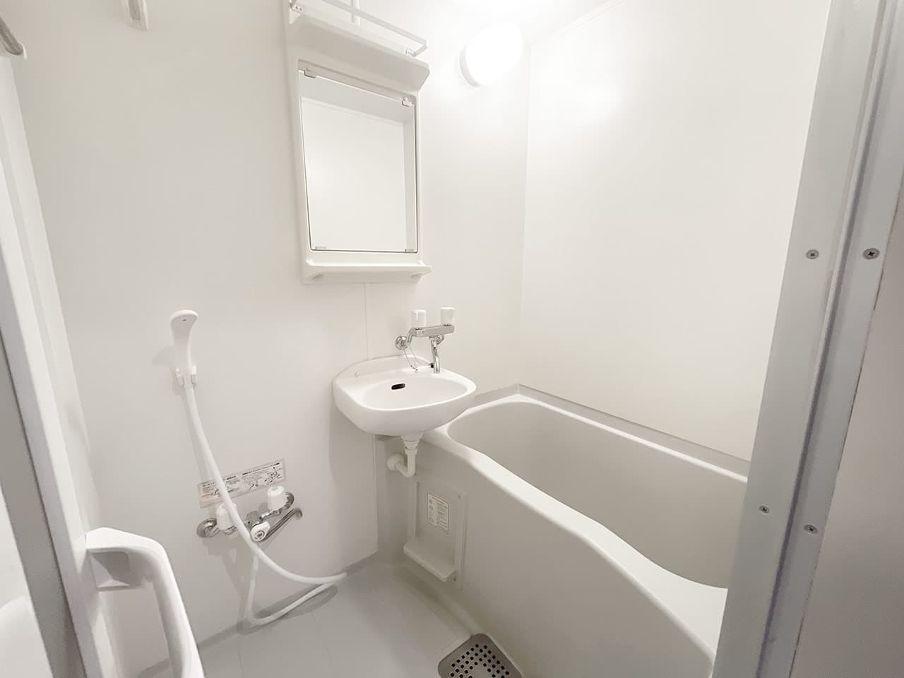Room image 15