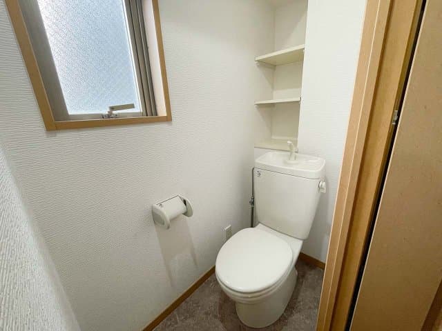 Room image 14