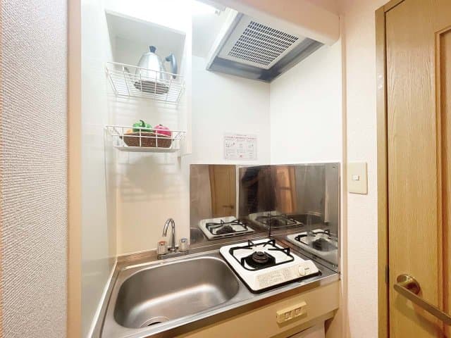 Room image 12