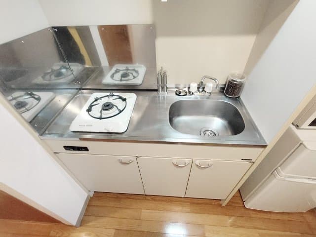 Room image 12