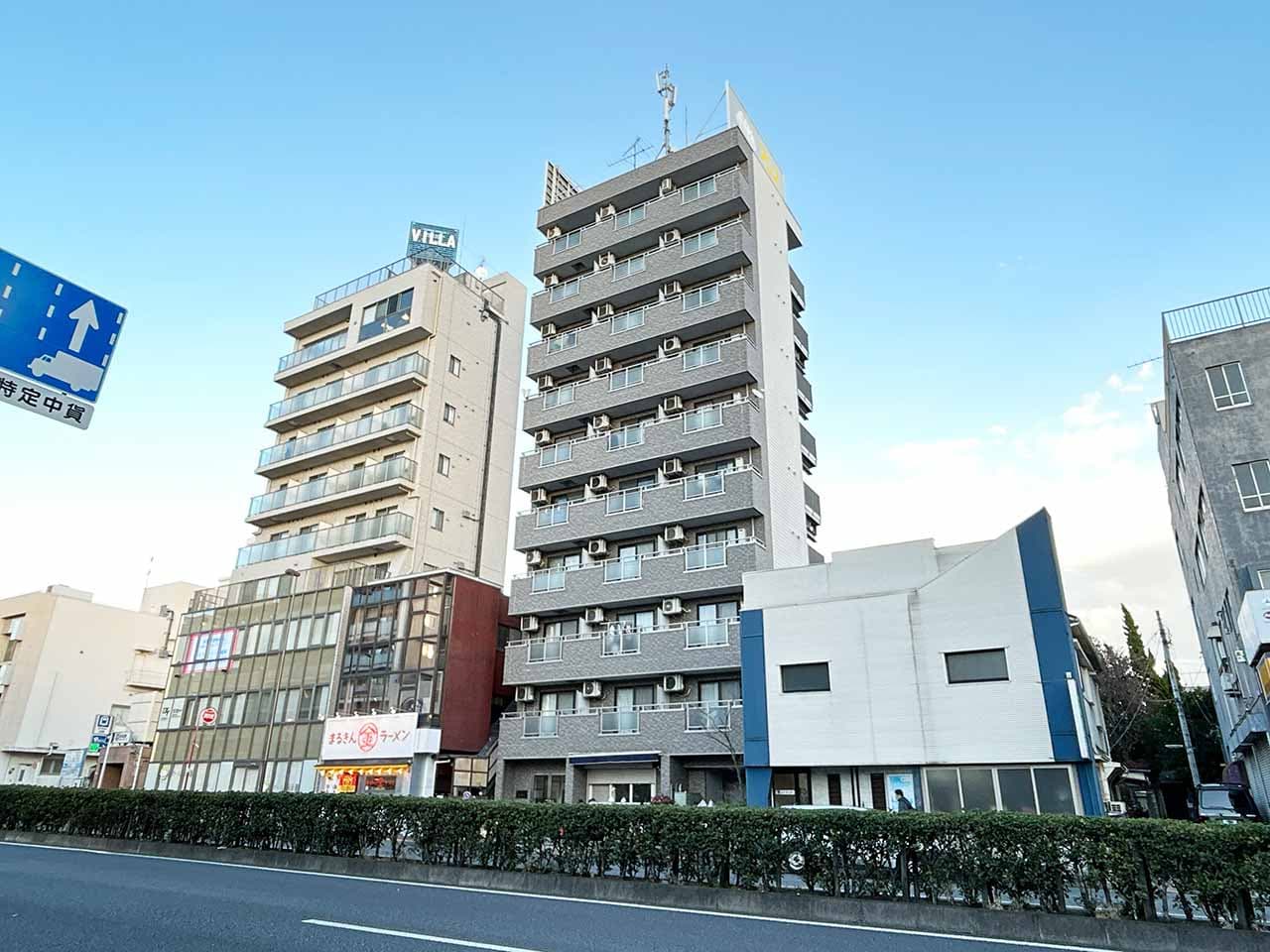 Main Image