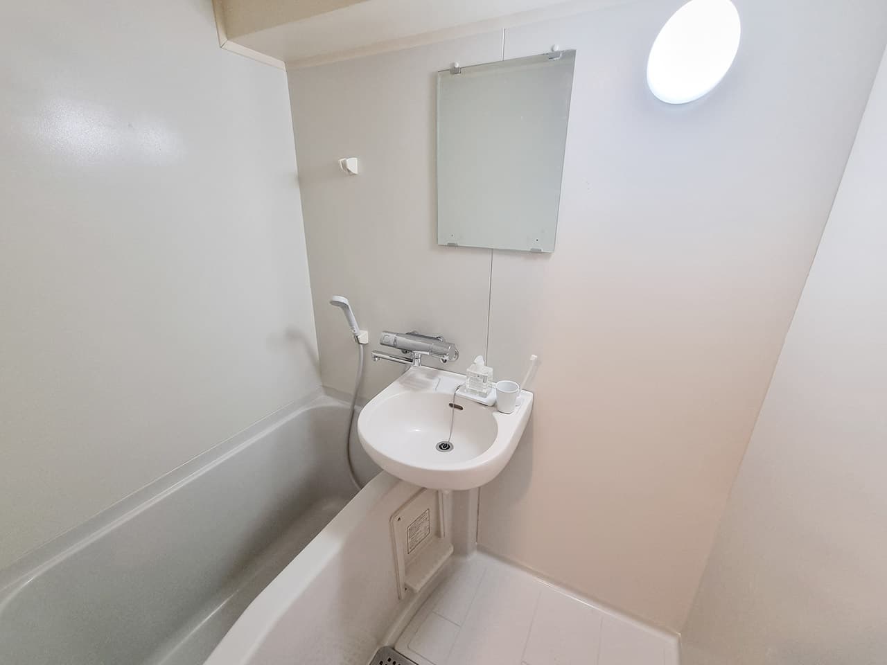 Room image 10