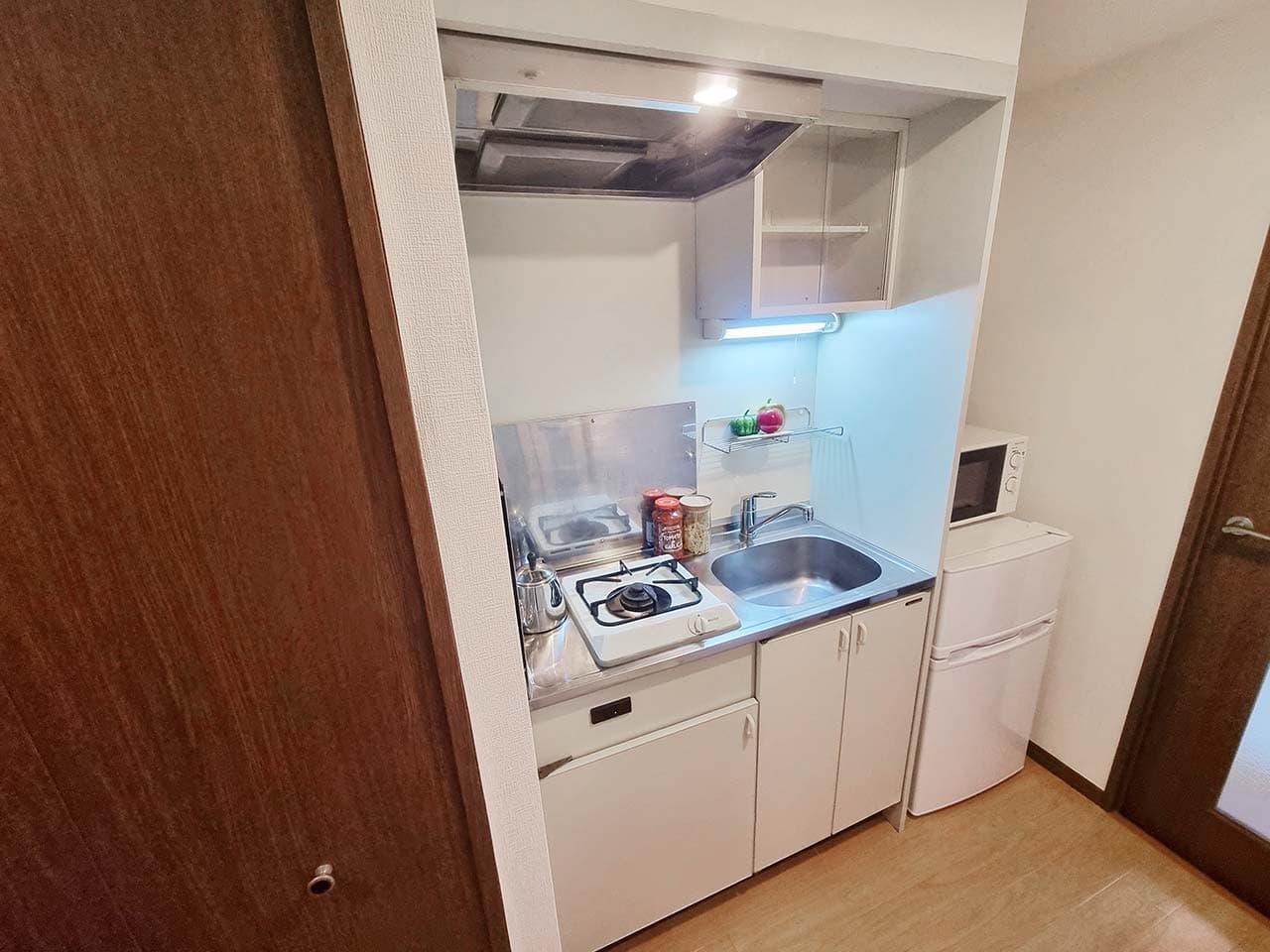 Room image 8