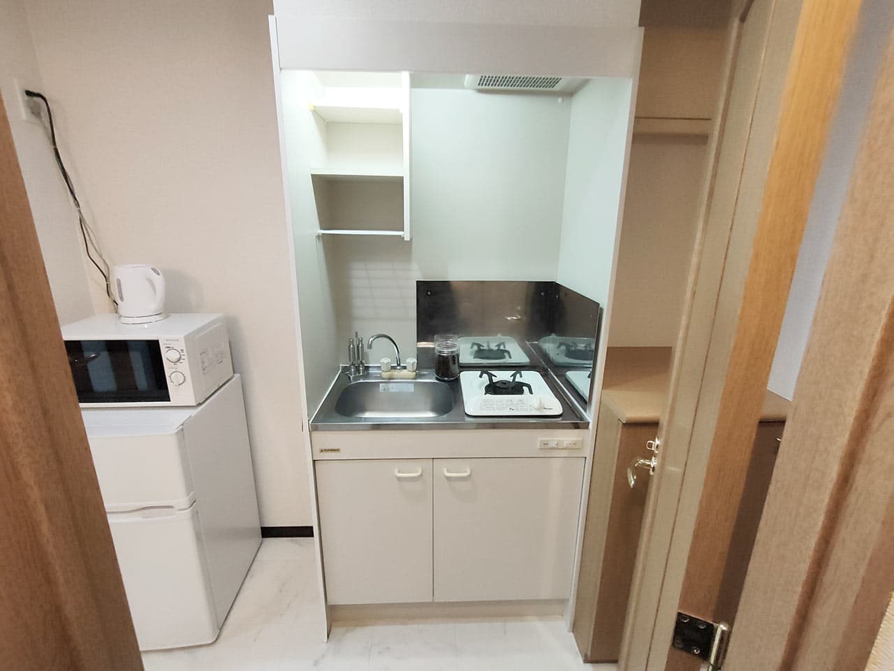 Room image 11