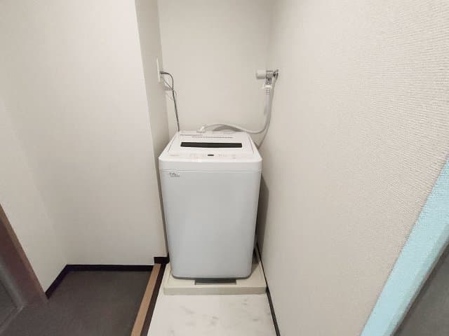 Room image 13