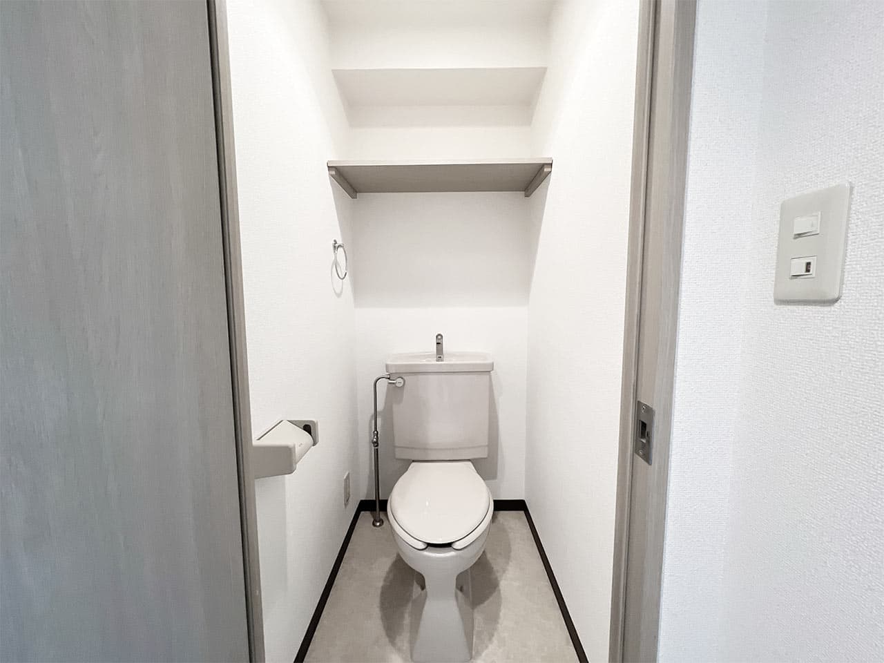 Room image 16